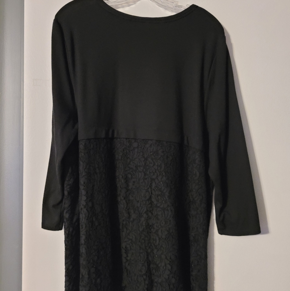 Black Ponte and lace top